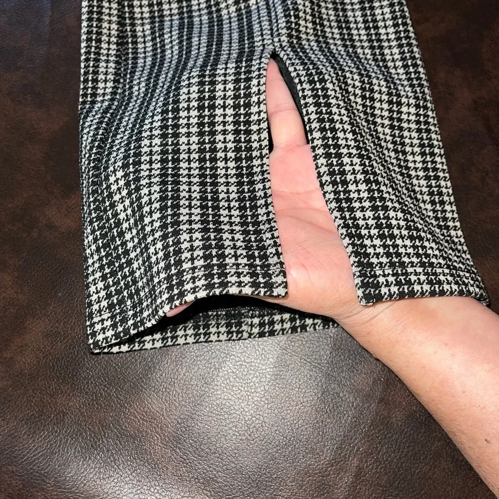 MICHAEL Michael Kors Black and White Houndstooth Flare Pants - Picture 3 of 5